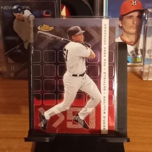 Bernie Williams ( 2 card lot )